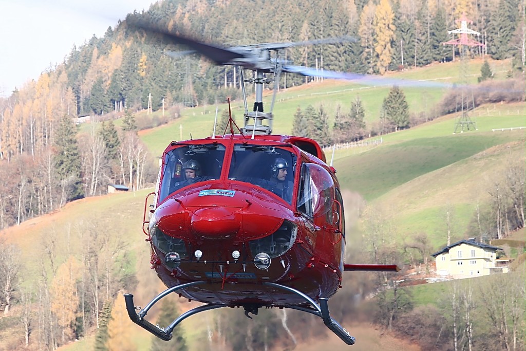 Felix - Checkflug Bell 212 - OE-XAA - (10)